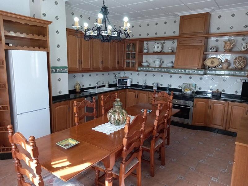 5 спальная комната вилла продается