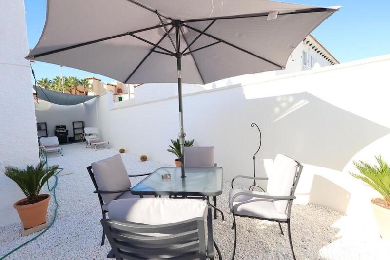 2 Cuarto Villa en venta