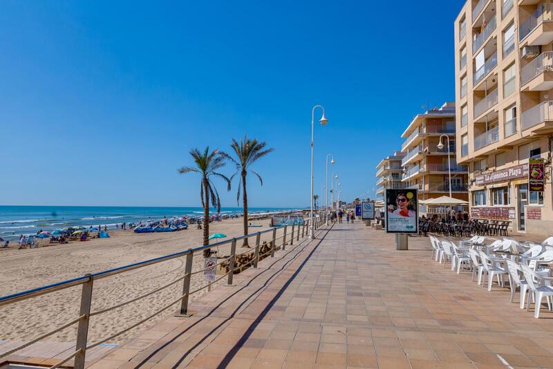 4 bedroom Apartment for sale