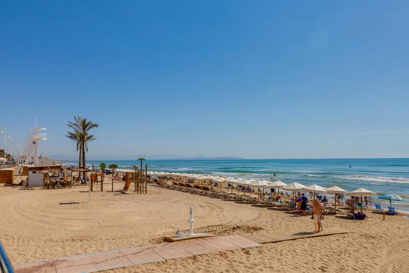 4 bedroom Apartment for sale