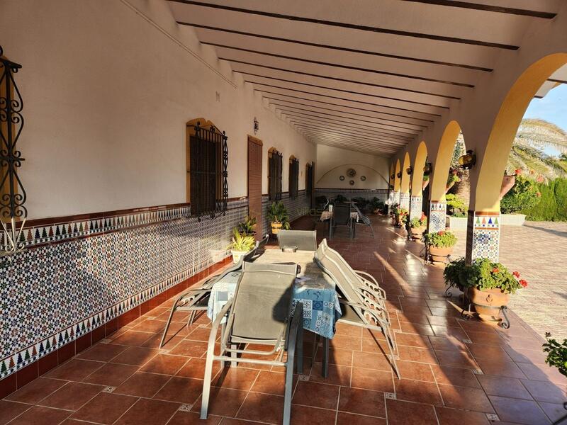 8 chambre Villa à vendre