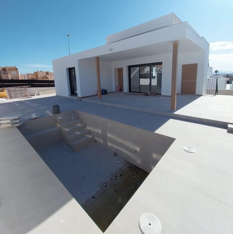 Villa for sale in Fortuna, Murcia