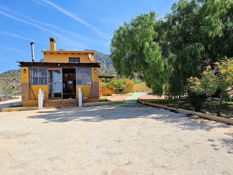 4 bedroom Villa for sale