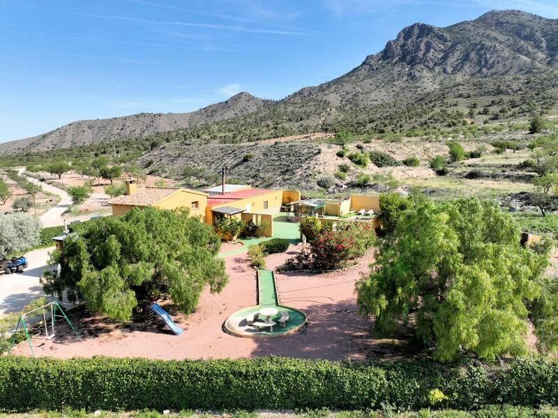 4 bedroom Villa for sale