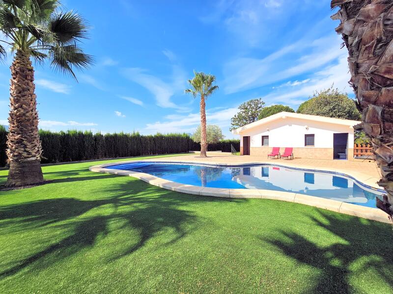 Country House for sale in Yecla, Murcia