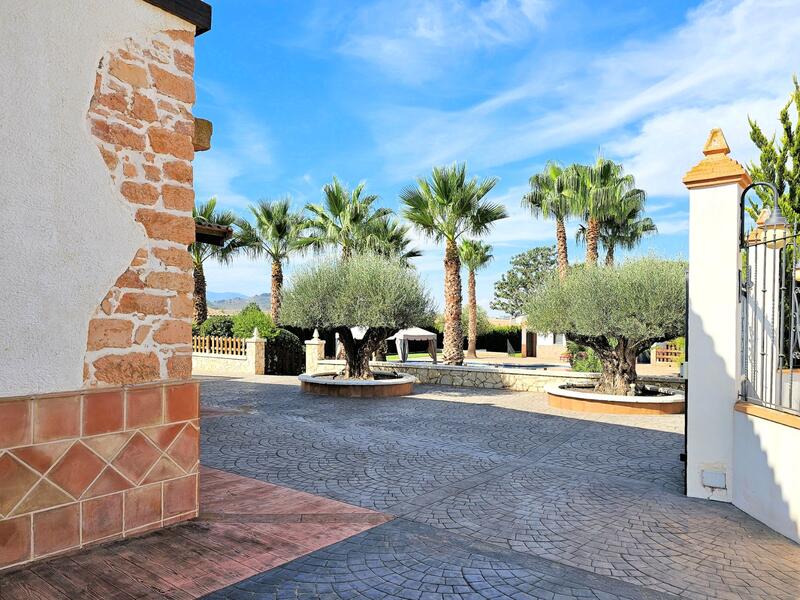 4 Cuarto Casa de Campo en venta