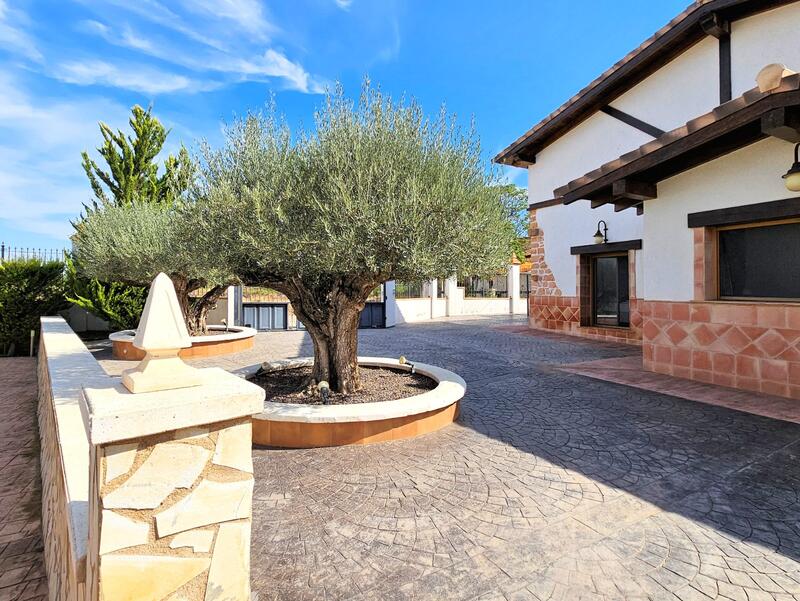 4 Cuarto Casa de Campo en venta