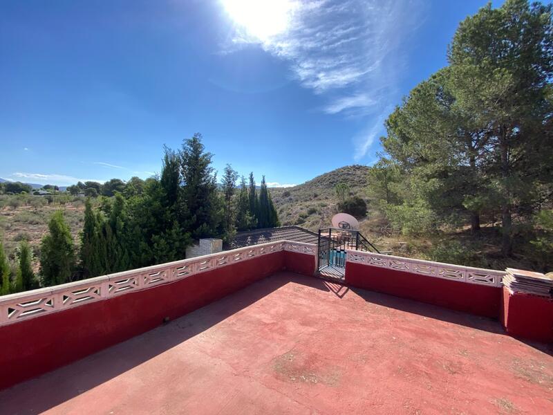 5 bedroom Villa for sale