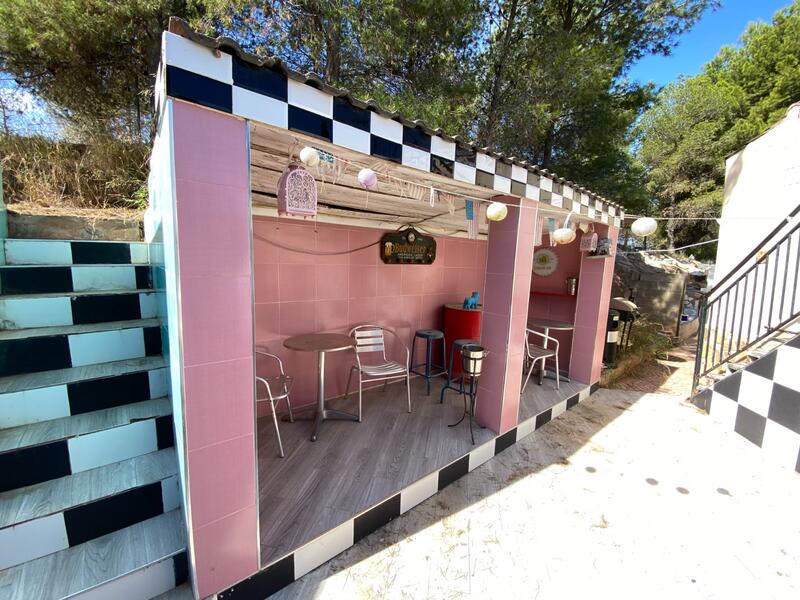 5 bedroom Villa for sale