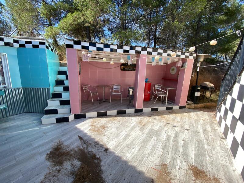 5 bedroom Villa for sale