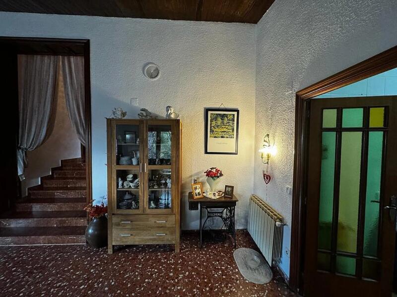 4 Cuarto Villa en venta