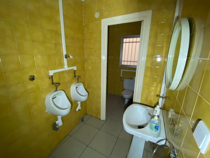 6 bedroom Townhouse for sale