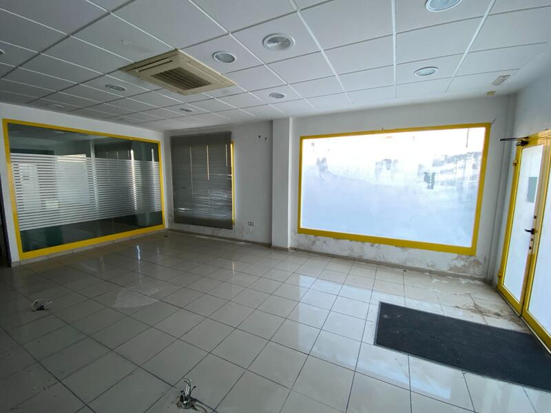 6 bedroom Townhouse for sale
