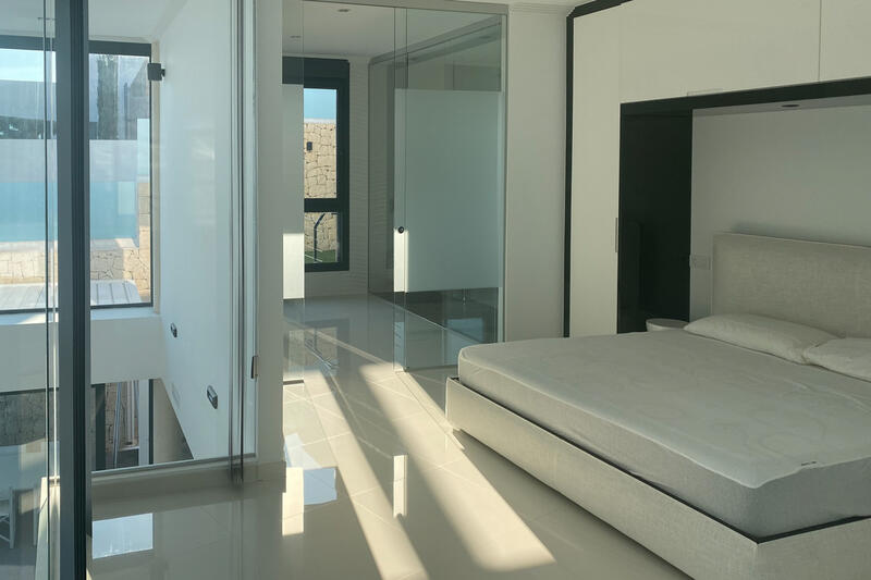 4 Cuarto Villa en venta