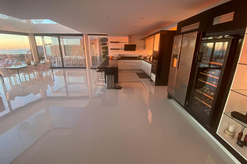 4 Cuarto Villa en venta