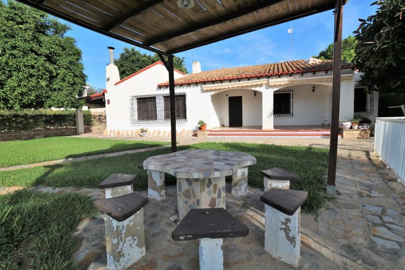 Villa zu verkaufen in Orihuela Costa, Alicante