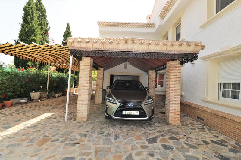 8 slaapkamer Villa Te koop