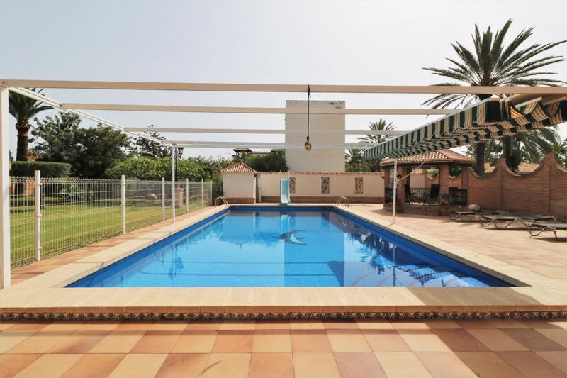 8 slaapkamer Villa Te koop