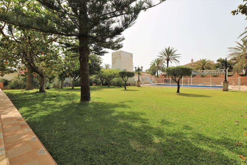 8 slaapkamer Villa Te koop