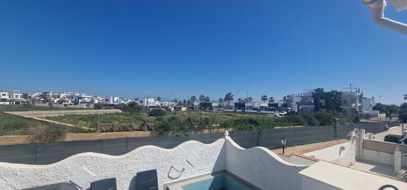 2 bedroom Villa for sale