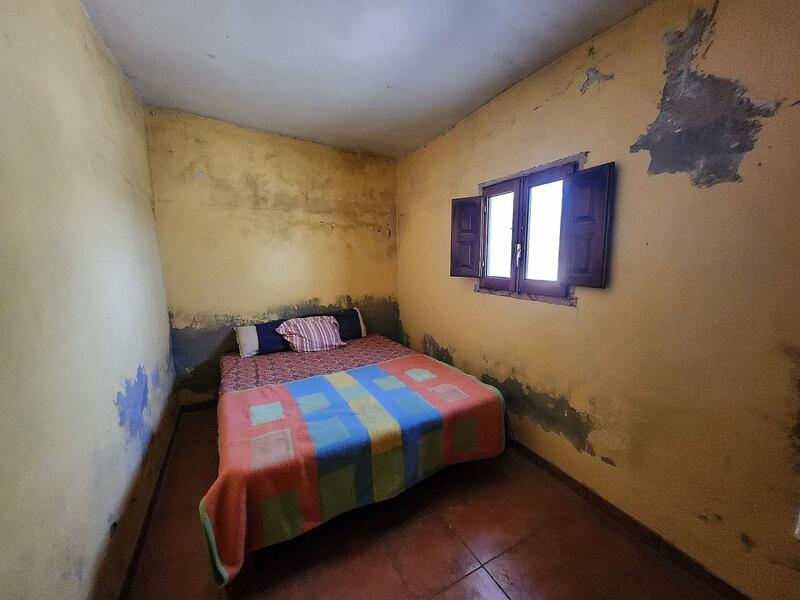 5 Cuarto Casa de Campo en venta