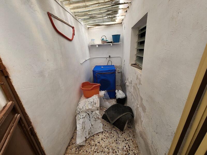 5 slaapkamer Gezinswoning Te koop