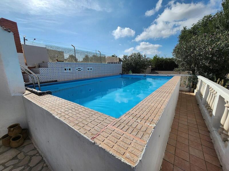 Villa til salg i Sax, Alicante