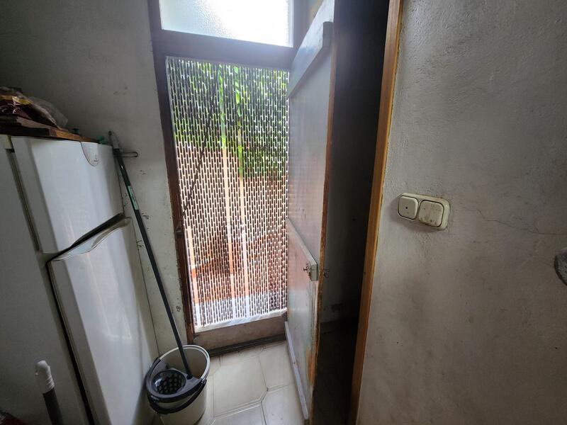 4 bedroom Townhouse for sale