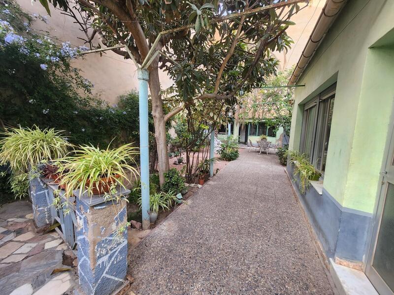 4 bedroom Townhouse for sale