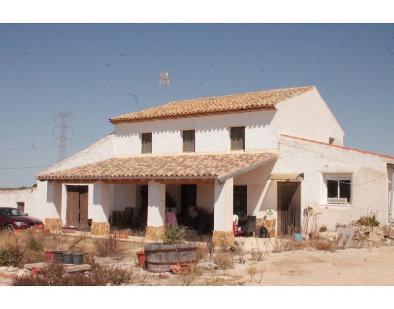 4 спальная комната Деревенский Дом продается