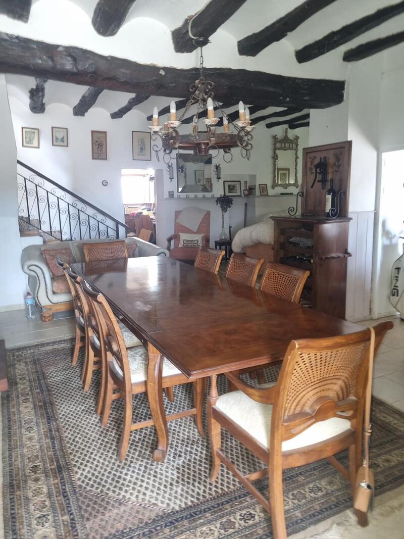 6 slaapkamer Landhuis Te koop