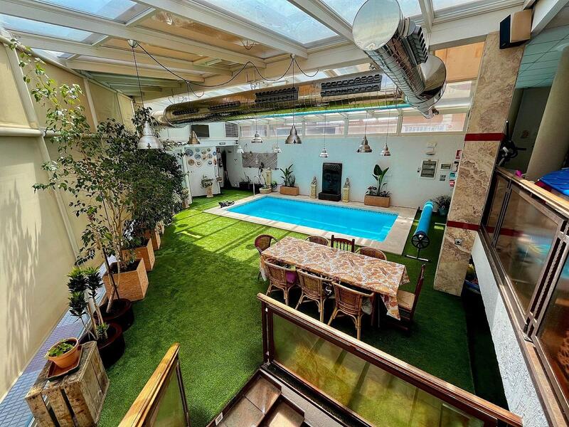 Townhouse for sale in Sax, Alicante