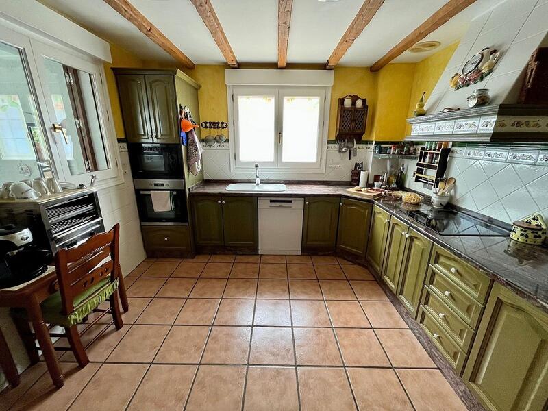 4 Schlafzimmer Stadthaus zu verkaufen