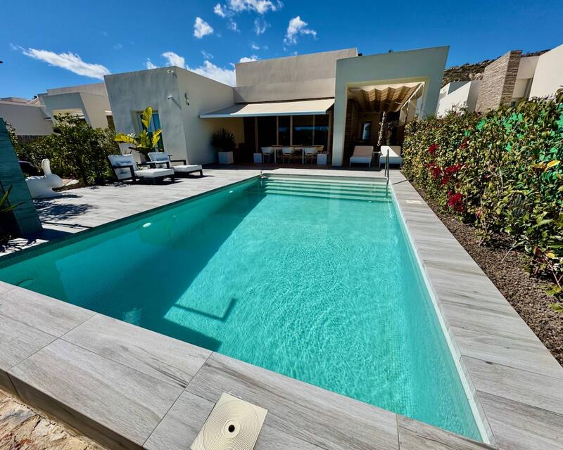 Villa zu verkaufen in La Finca Golf Course, Alicante