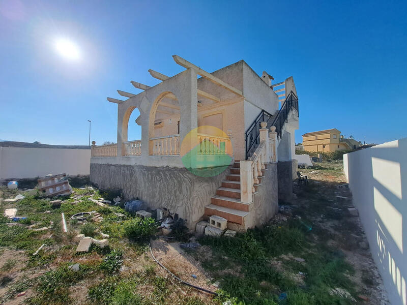 2 bedroom Villa for sale