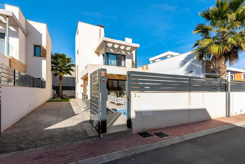 3 bedroom Villa for sale