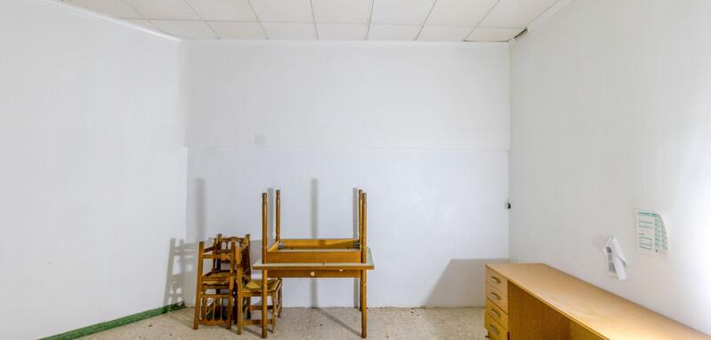 1 Cuarto Local Comercial en venta