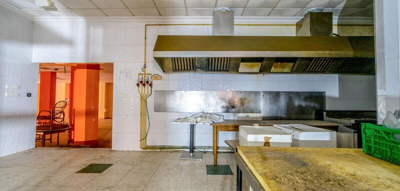 1 Cuarto Local Comercial en venta
