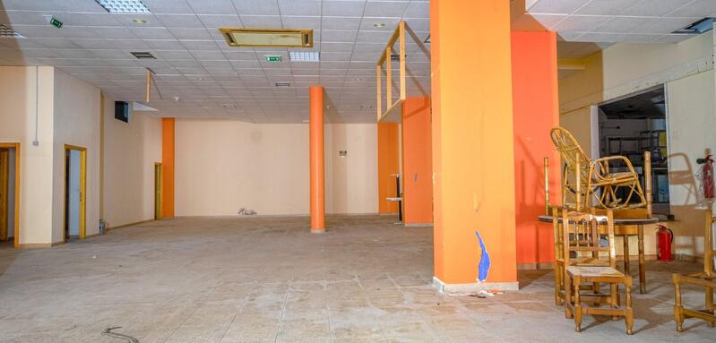 1 Cuarto Local Comercial en venta