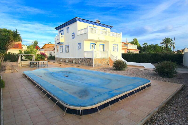 4 Schlafzimmer Villa zu verkaufen