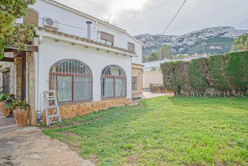 6 Schlafzimmer Villa zu verkaufen