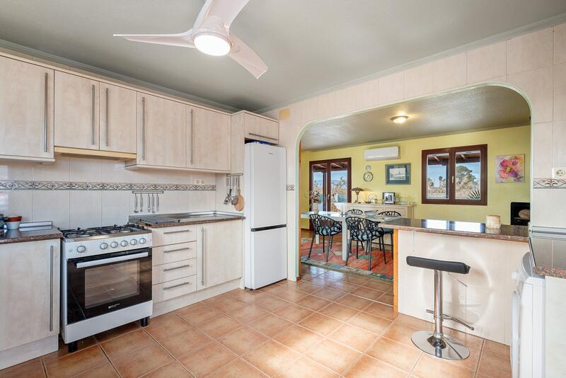 3 bedroom Country House for sale