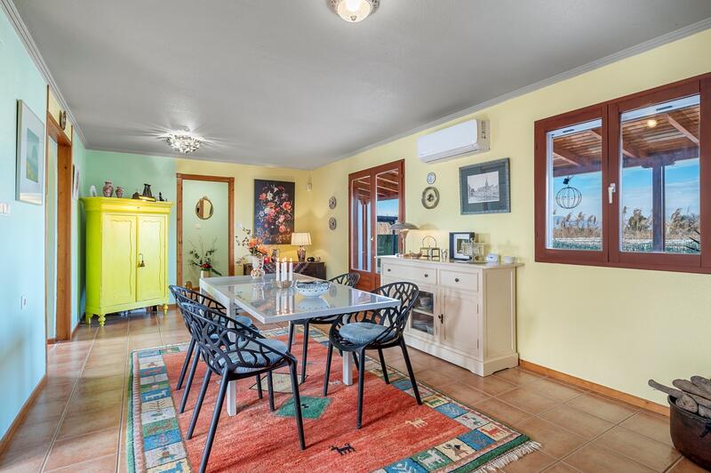 3 bedroom Country House for sale