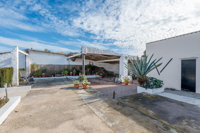 3 bedroom Country House for sale