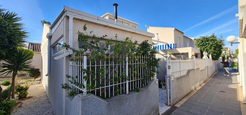 3 Cuarto Villa en venta