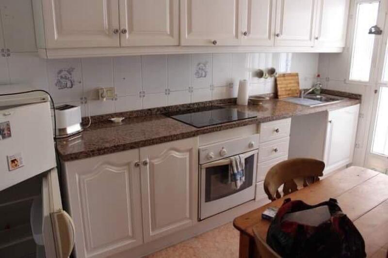 4 bedroom Townhouse for sale
