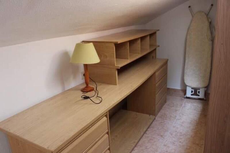 4 bedroom Townhouse for sale
