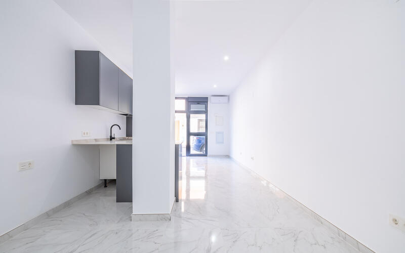 вилла продается в Torrevieja, Alicante