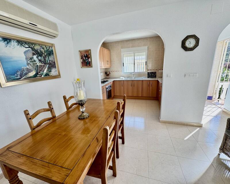 5 bedroom Villa for sale