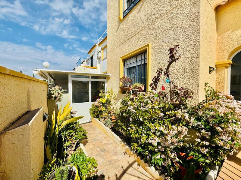 3 bedroom Country House for sale